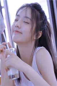 重回穿越到原始部落这天，闺蜜抢先选了狼人目录
