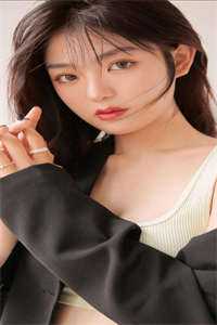 我真的陪他淋过大雨主角