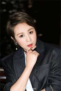 三个孩子被认回豪门后，被赶出家门的我暴露了阁老身份周青青展博全集在线阅读有声小说